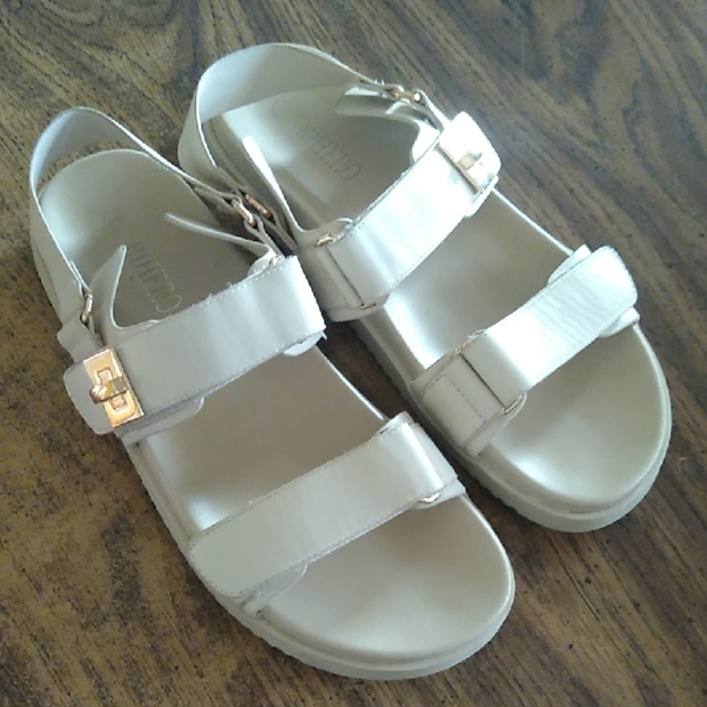 Rihero White Sandals with Gold Details Size 8.5